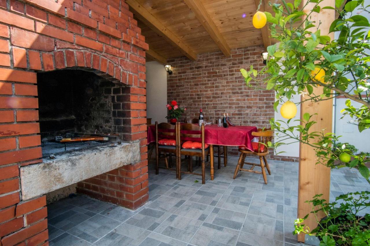House Nada Apartman Muntic Luaran gambar