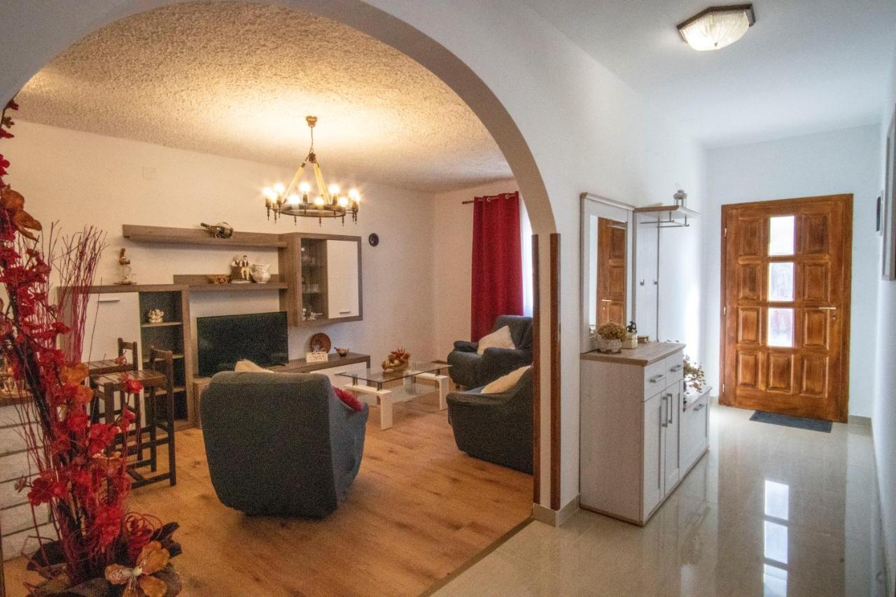 House Nada Apartman Muntic Luaran gambar