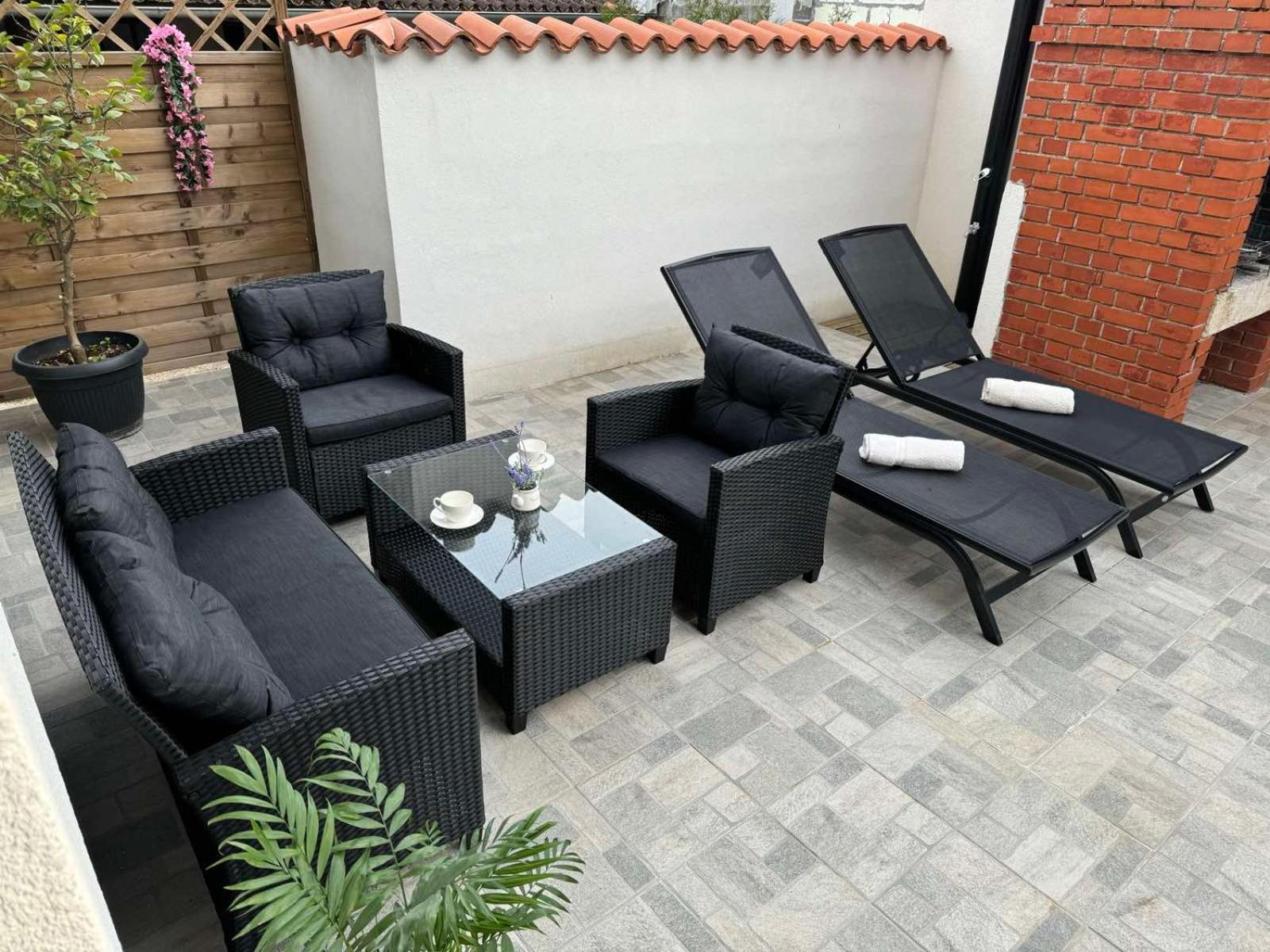 House Nada Apartman Muntic Luaran gambar